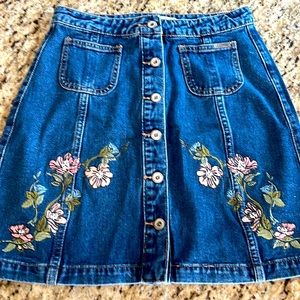 Q2 Premium Denim Skirt Mini Size XS